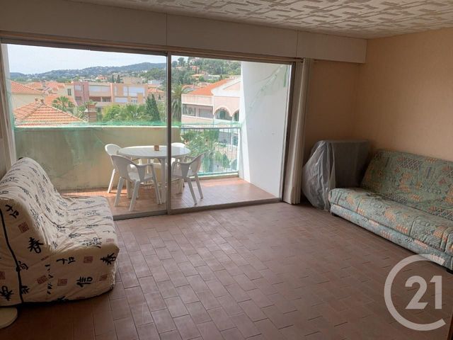 Appartement F1 à vendre - 1 pièce - 30.64 m2 - LE LAVANDOU - 83 - PROVENCE-ALPES-COTE-D-AZUR - Century 21 Net-Immo Agency Appartement F1 à vendre - 1 pièce - 30.64 m2 - LE LAVANDOU - 83 - PROVENCE-ALPES-COTE-D-AZUR - Century 21 Net-Immo Agency