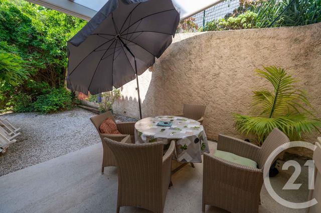 Afficher la photo en grand Appartement F3 à vendre - 3 pièces - 65.0 m2 - BORMES LES MIMOSAS - 83 - PROVENCE-ALPES-COTE-D-AZUR - Century 21 Net-Immo Agency
