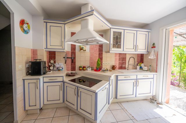 Afficher la photo en grand maison à vendre - 5 pièces - 112.0 m2 - BORMES LES MIMOSAS - 83 - PROVENCE-ALPES-COTE-D-AZUR - Century 21 Net-Immo Agency