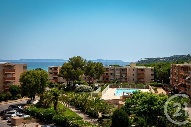Afficher la photo en grand Studio Cabine à vendre - 1 pièce - 20.02 m2 - BORMES LES MIMOSAS - 83 - PROVENCE-ALPES-COTE-D-AZUR - Century 21 Net-Immo Agency