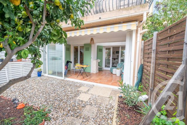 Appartement F2 à vendre - 2 pièces - 46.0 m2 - LE LAVANDOU - 83 - PROVENCE-ALPES-COTE-D-AZUR - Century 21 Net-Immo Agency
