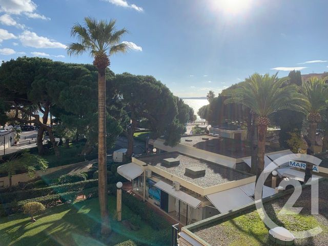 appartement - LE LAVANDOU - 83