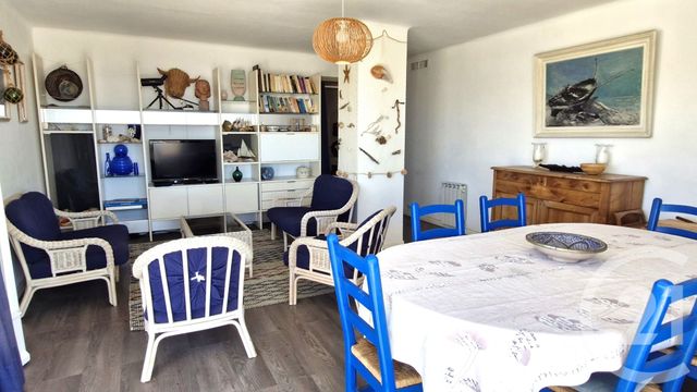 Appartement F5 à vendre - 5 pièces - 110.0 m2 - LE LAVANDOU - 83 - PROVENCE-ALPES-COTE-D-AZUR - Century 21 Net-Immo Agency