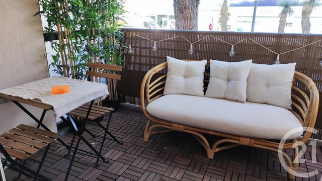 appartement - LE LAVANDOU - 83